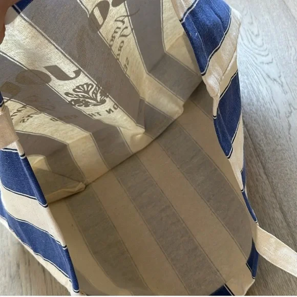 Sezane NWOT Amour Tour From Paris Tote Bag - Picture 4 of 5